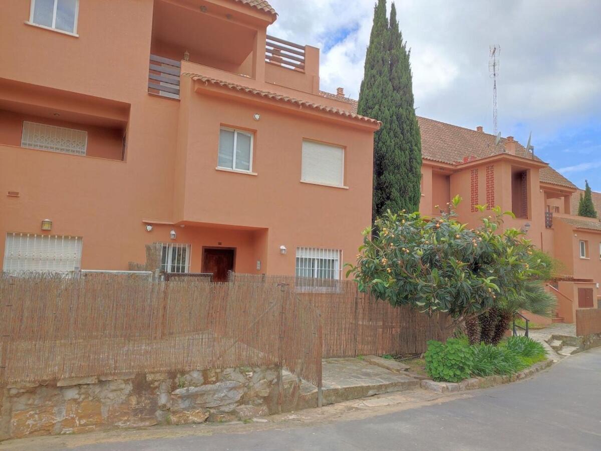 Apartamento Con Piscina Касарес Экстерьер фото